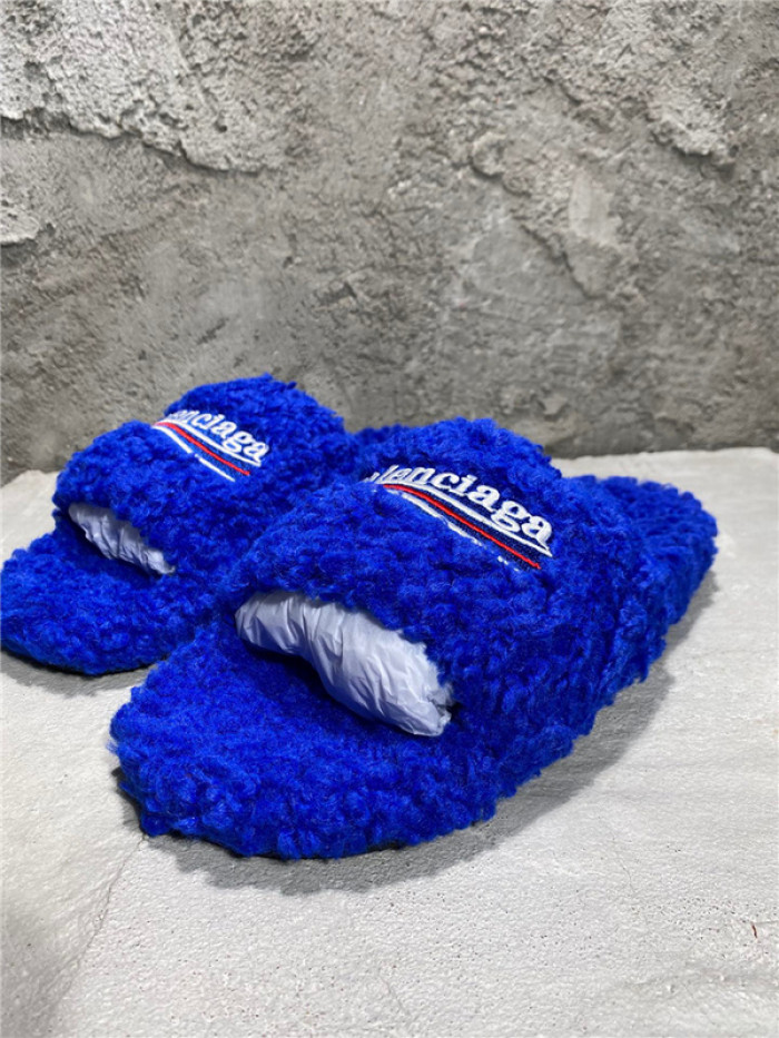 BLCG SLIPPERS