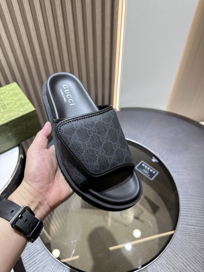 GUCC SLIPPERS
