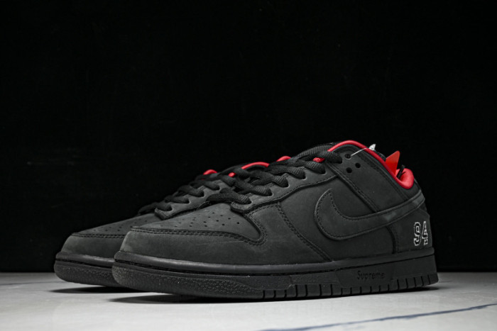 Nike SB Dunk Low  Supreme 94 Black  HQ8487-001