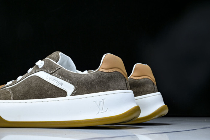 LV SNEAKER  FOR-LV403