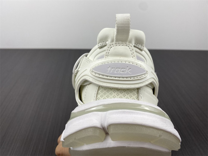 BLCG Track Trainer White Glow In The Dark  542436 W3CR1 9000