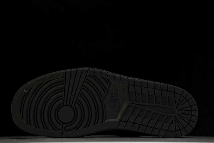 LV x Travis Scott x Air Jordan 1 Low OG  1A9VD7