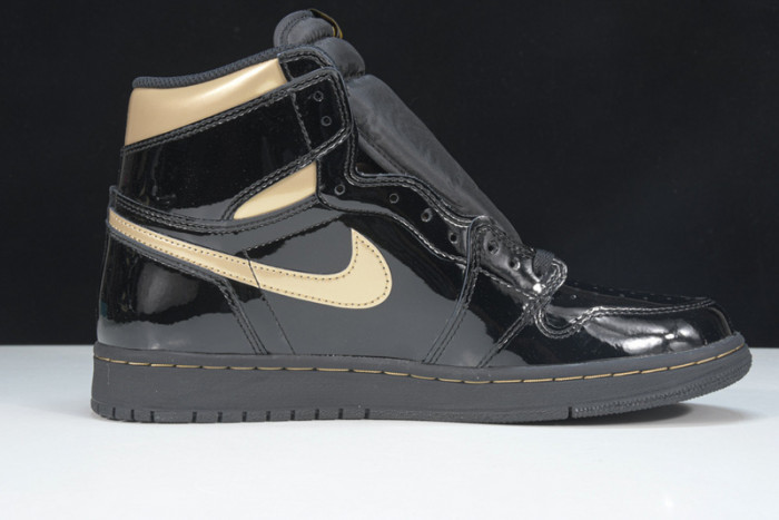 Air Jordan 1 Retro High Black Metallic Gold (2020) 555088-032