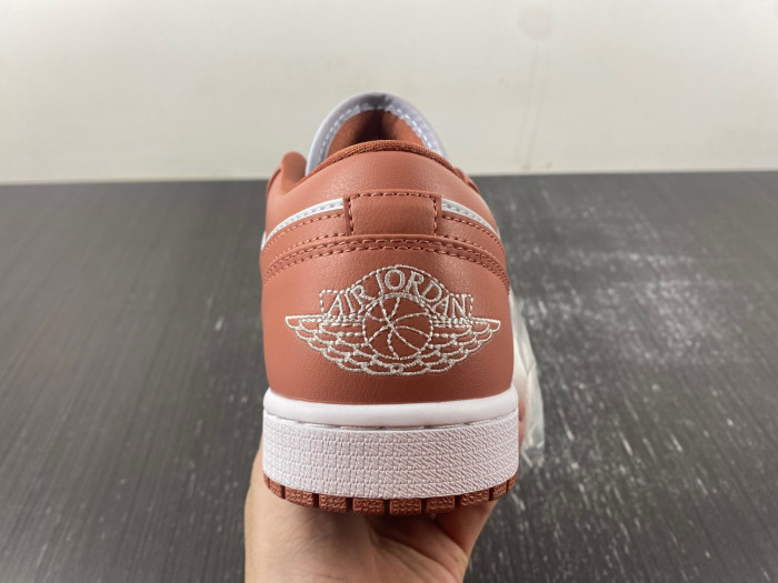 AIR JORDAN 1 LOW  DC0774-080