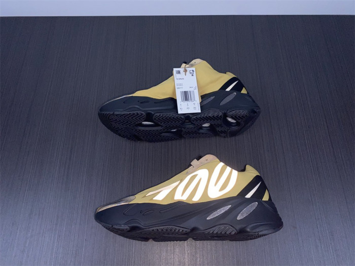 Adidas Yeezy Boost 700 MNVN Honey Flux GZ0717