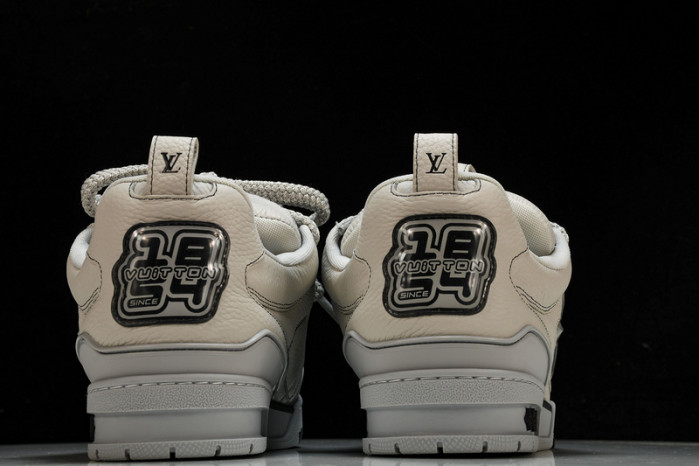 LV SNEAKER LOW  121204