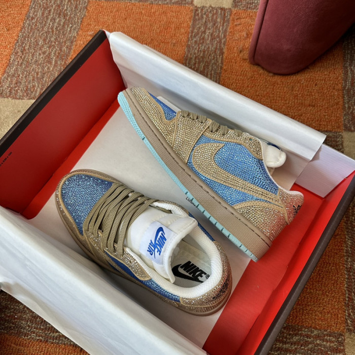 AIR JORDAN 1 RETRO  AJ-32