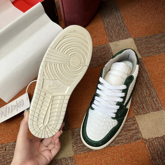 AIR JORDAN 1 RETRO  AJ-37