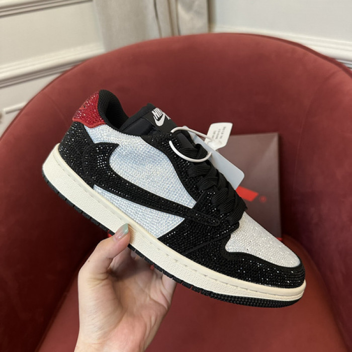 AIR JORDAN 1 RETRO  AJ-39