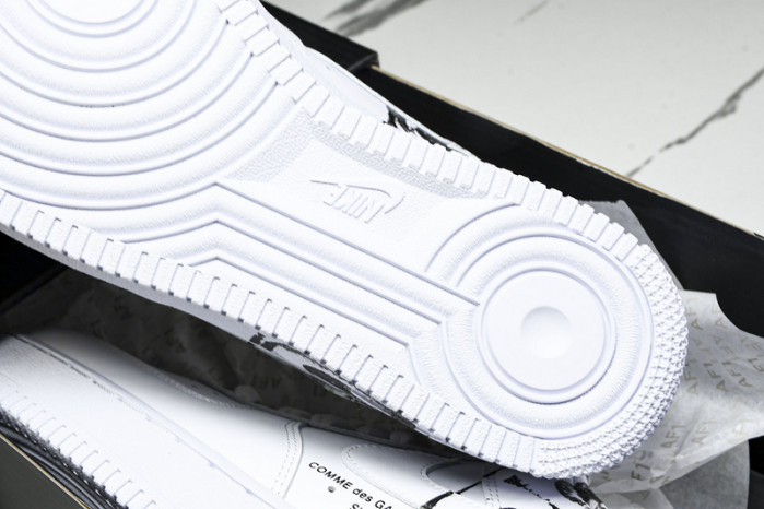 Nike Air Force 1 Low Supreme Comme des Garcons Shirt  923044-100