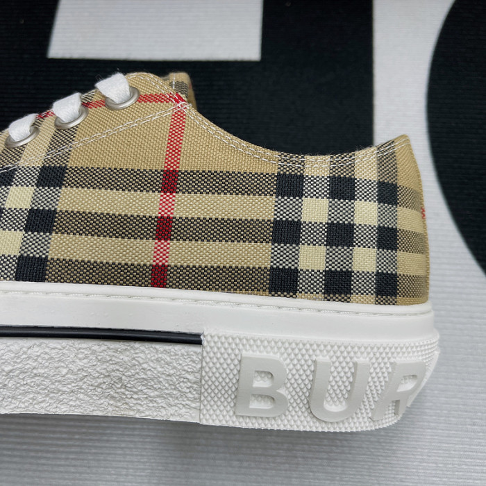 BUR  SNEAKER