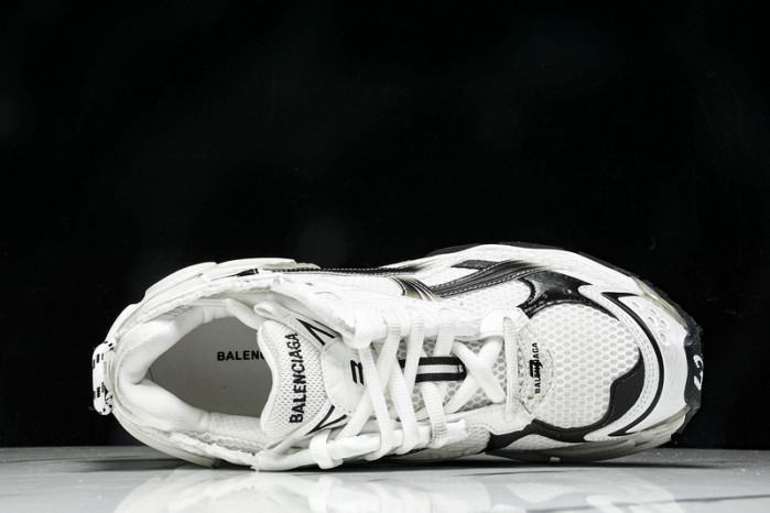 BLCG RUNNER  772774-WRUNG-9010