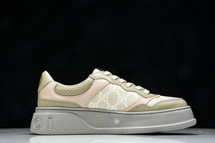 GUCC Chunky B Screener GG Low-Top Sneaker