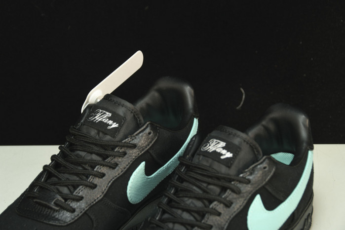 NIKE AIR FORCE 1 LOW x  Tiffany & Co.