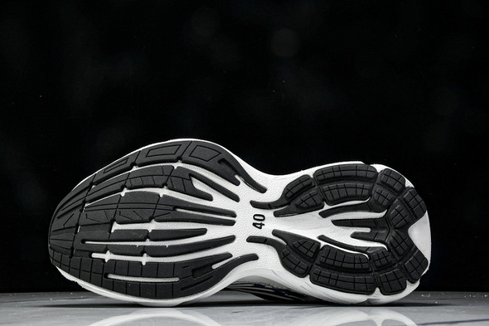 BLCG MONDAY  WDWTS4090