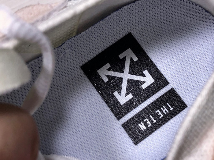 Air Vapormax OF 2018 AA3831-100