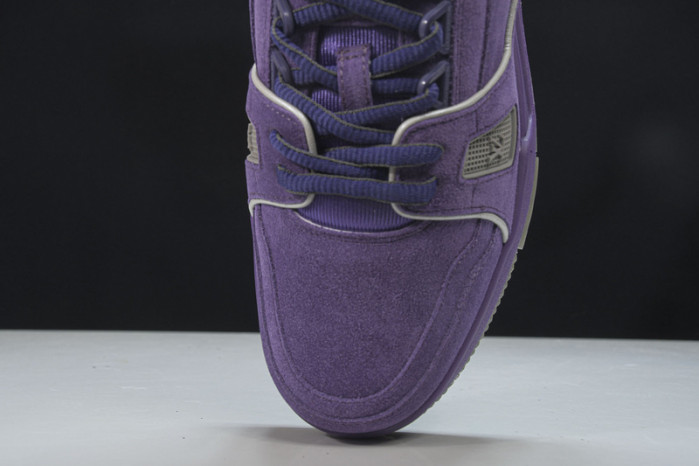 LV SNEAKER LOW YEE-009