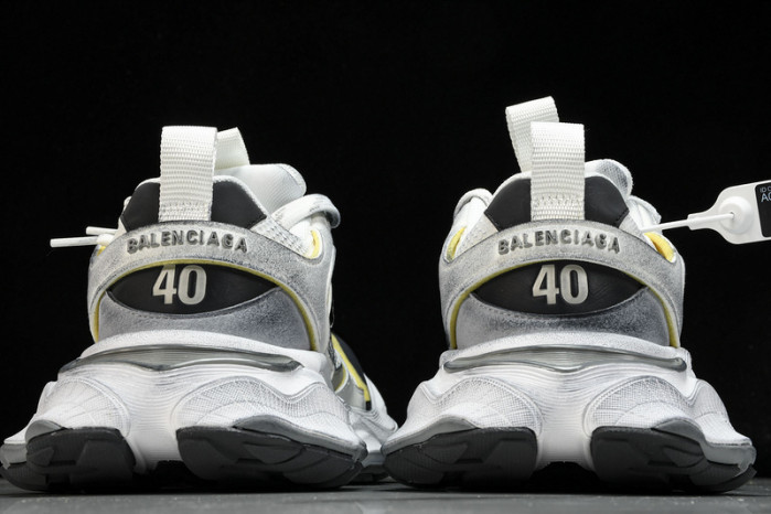 BLCG  CARGO W2MV1 9012