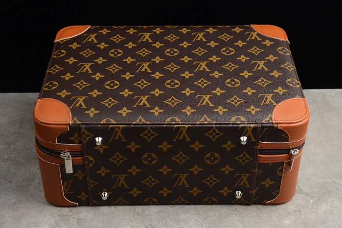 AIR JORDAN 1  AQ0818-158 (WITH CASE)