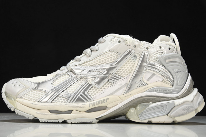 BLCG × RUNNER 7.0 W3RBL-8100