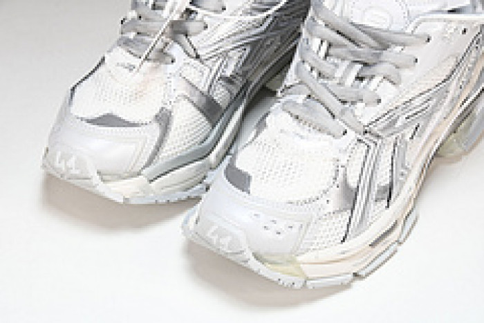 BLCG × RUNNER 7.0 W3RBL-8100