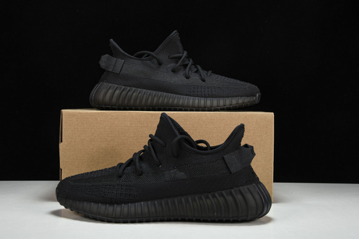 Yeezy Boost 350 V2 Cinder “Onyx” HQ4540