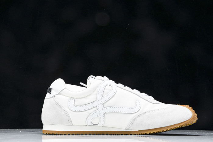 L*0ewe Ballet Runner  LW-FOR08