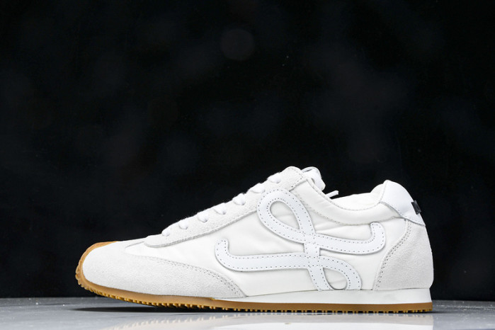 L*0ewe Ballet Runner  LW-FOR08