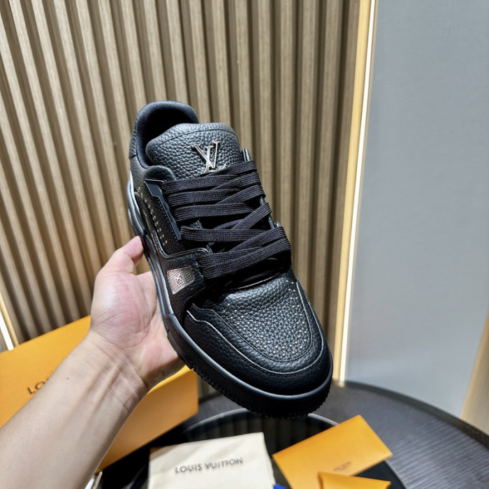 LV SNEAKER TRAINER   FOR-LV322
