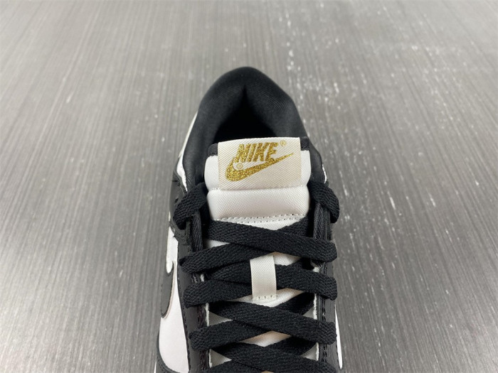 Dunk Low “World Champ” DR9511-100