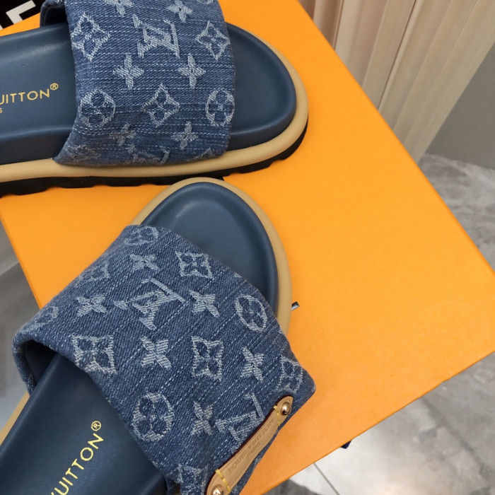 LV SLIPPERS