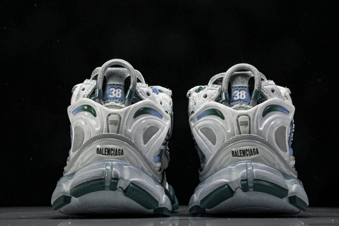 BLCG RUNNER  772774-W3RBW-0623