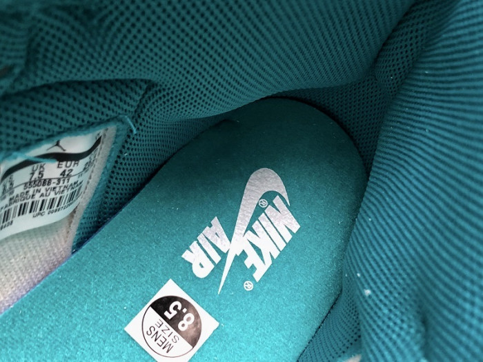 Air Jordan 1 Retro High OG “Turbo Green” 555088-311