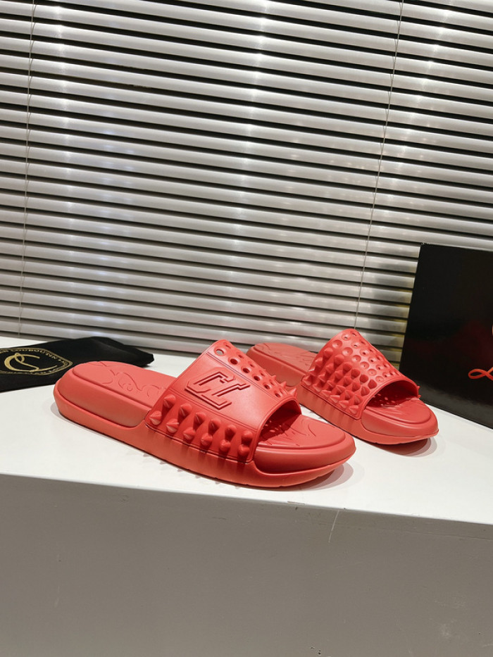 CHRISTIAN L0UBOUTIN SLIDE