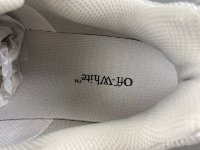 OF C/O  SNEAKER  FOR-081901