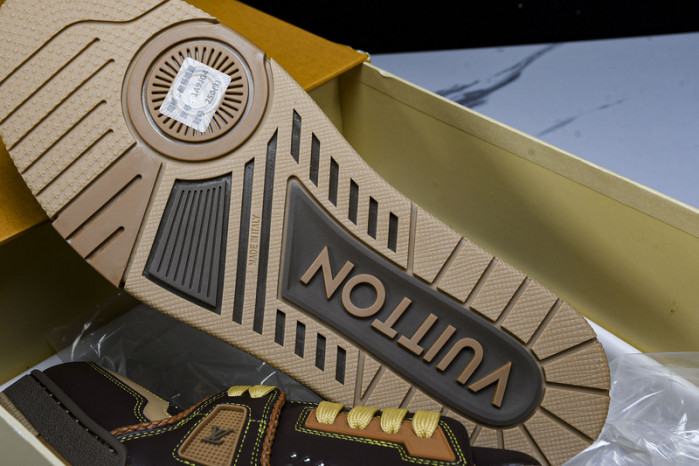 LV SNEAKER LOW FOR-LV111