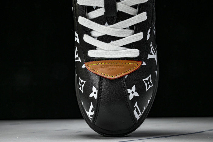 LV SNEAKER Buttersoft  FOR-LV377
