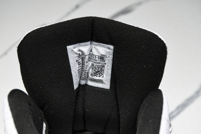 Air Jordan 12 “Blueberry” CT8013-140