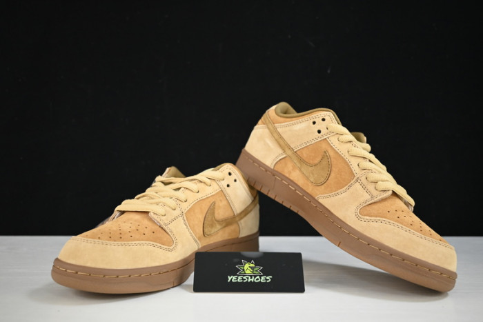 Nike DUNK LOW Pro 883232-700