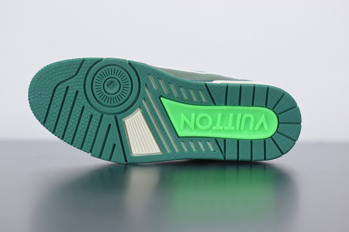 LV SNEAKER LOW YEE-001