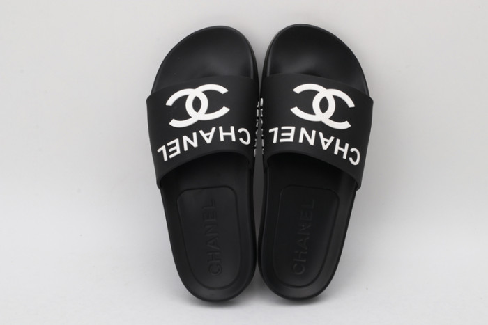 CH*NEL SLIPPERS