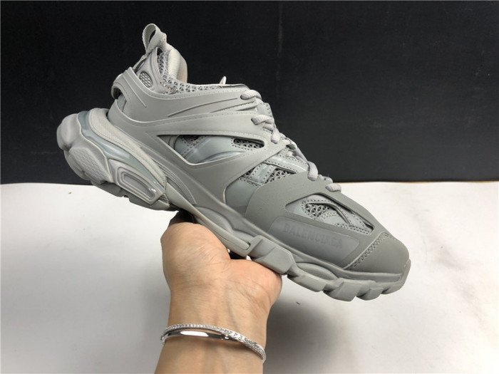 BLCG Track Trainer Grey 542436 W2LA1 3253